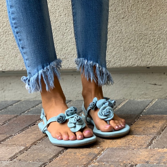 Blue Sky Roses T Strap Leather Slingback Sandal - Picture 5 of 7